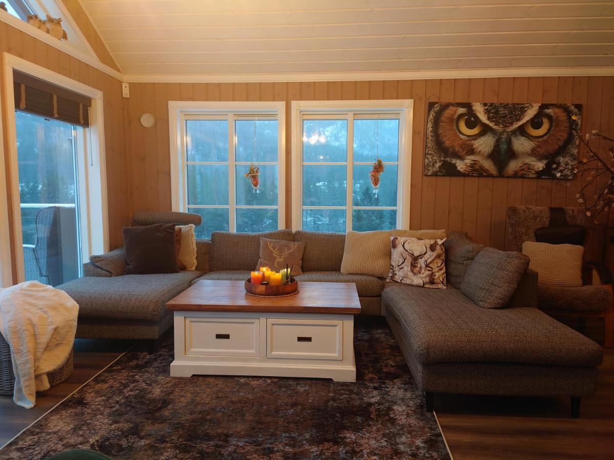 Panorama Cabin- Jacuzzi Available October 2025-May 2026 Lona Dış mekan fotoğraf